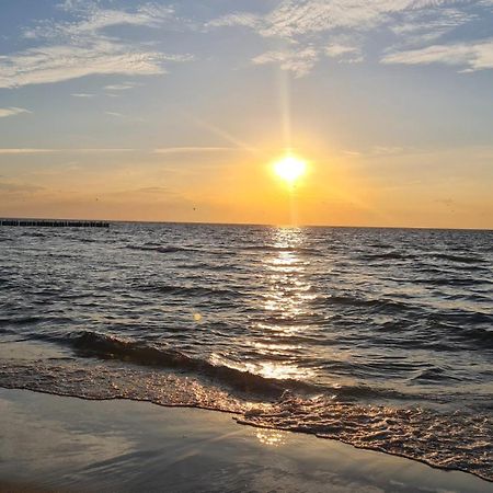 Czarna Perla Lägenhet Dziwnówek Exteriör bild